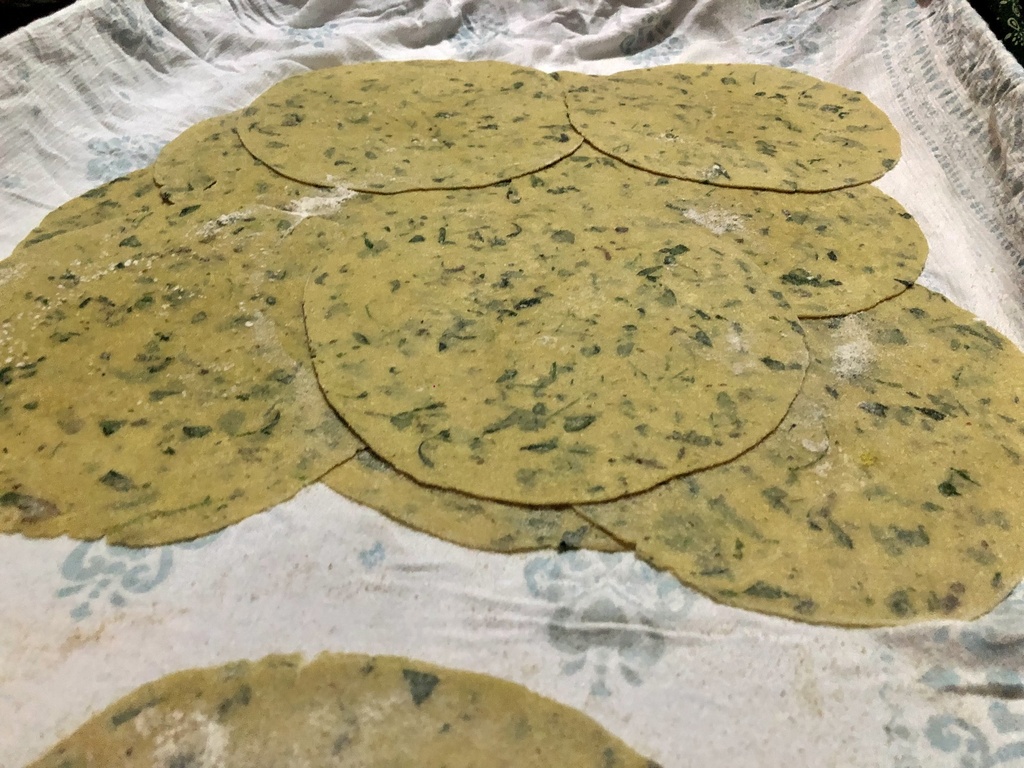 Half cooked Methi chapati(Pack of 10)